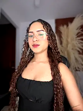 gretta kler1 online show from 12/03/25, 09:47