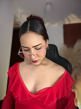 gretta kler1 online show from 03/25/26, 09:35