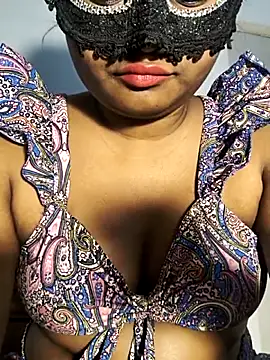 FANTASY QUEEN 07 online show from 04/06/26, 07:53