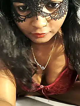 Snapshot of FANTASY_QUEEN_07 chatting on 09/21/25, 02:33 FANTASY QUEEN 07 online show from 09/21/25, 02:33