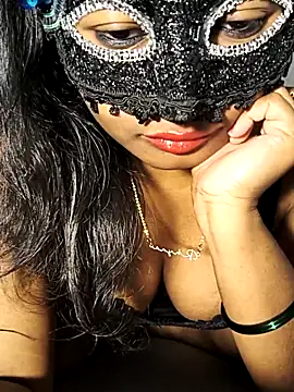 FANTASY QUEEN 07 online show from 11/08/25, 10:52