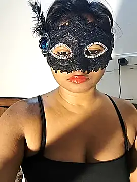 FANTASY QUEEN 07 online show from 11/29/25, 09:53