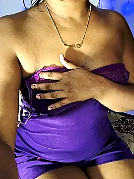 Snapshot of FANTASY_QUEEN_07 chatting on 03/13/25, 11:59 FANTASY QUEEN 07 online show from 03/13/25, 11:59