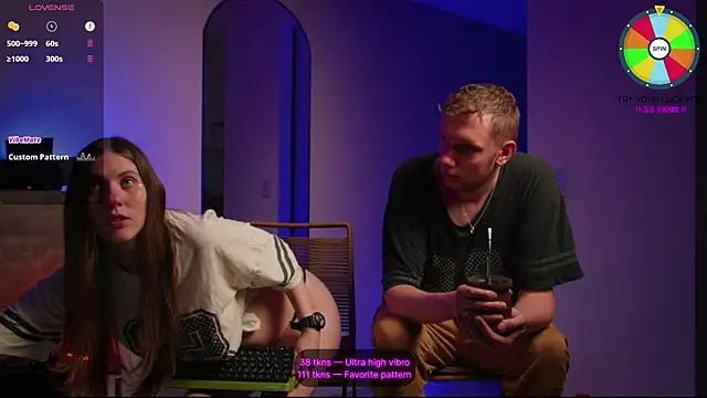 Snapshot of VunderSEX chatting on 09/19/25, 07:18 VunderSEX online show from 09/19/25, 07:18