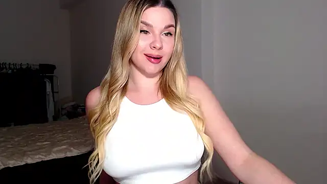 MiaMurMur online show from 03/31/26, 02:41