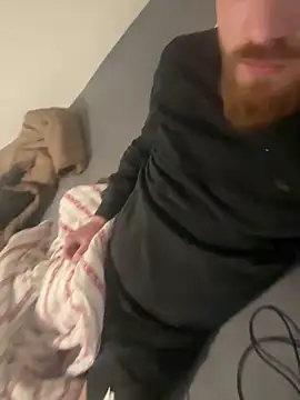 Snapshot of GimmiCumz chatting on 02/15/25, 06:23 GimmiCumz online show from 02/15/25, 06:23