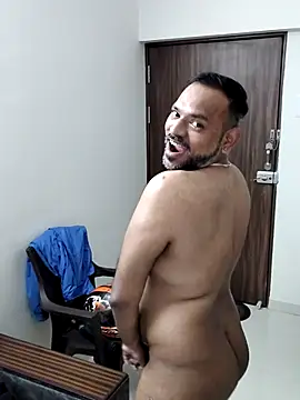 lovbombayduck11 online show from 09/22/25, 07:03