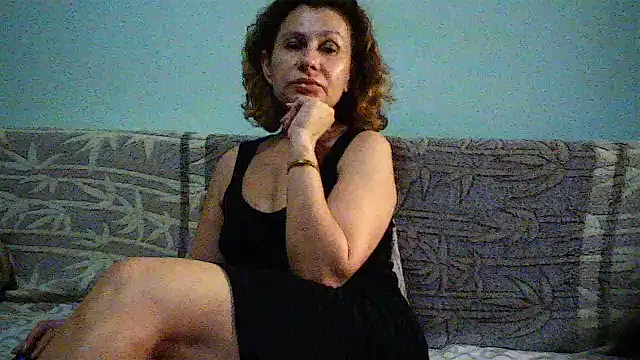 Snapshot of Mat_Elenore chatting on 09/08/25, 03:44 Mat Elenore online show from 09/08/25, 03:44