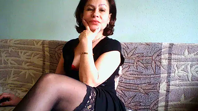 Snapshot of Mat_Elenore chatting on 03/02/25, 09:43 Mat Elenore online show from 03/02/25, 09:43