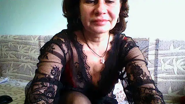 Snapshot of Mat_Elenore chatting on 02/13/25, 01:05 Mat Elenore online show from 02/13/25, 01:05