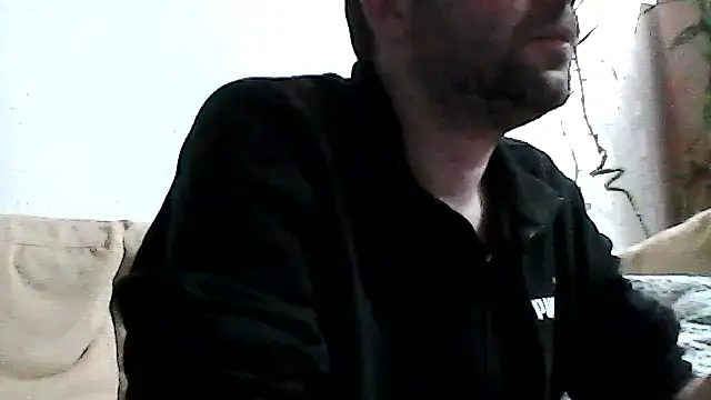 crissbadboy online show from 11/24/25, 06:41