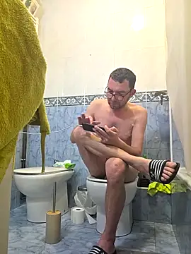 Snapshot of crissbadboy chatting on 02/26/26, 04:56 crissbadboy online show from 02/26/26, 04:56