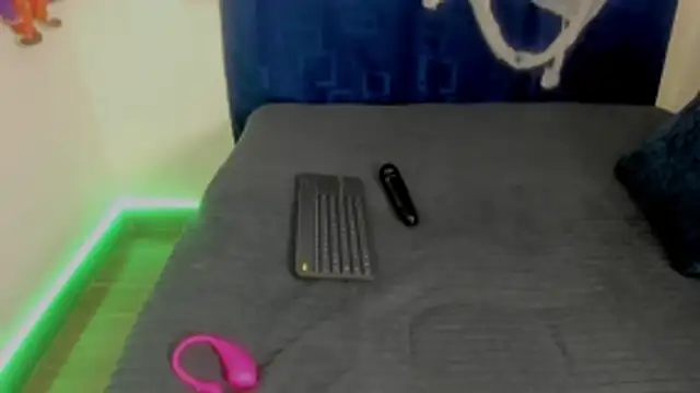 Keket Smitth online show from 10/21/25, 08:30