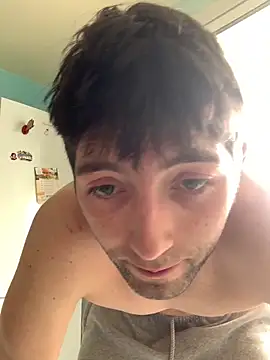 Snapshot of GuillaumebeauZizi chatting on 02/08/26, 11:08 GuillaumebeauZizi online show from 02/08/26, 11:08