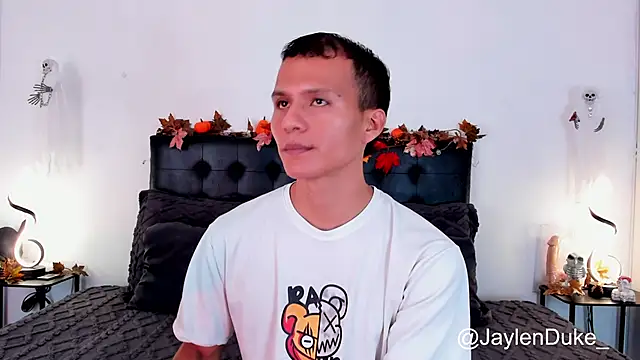 Snapshot of jaylen_and_duke chatting on 10/07/25, 11:11 jaylen and duke online show from 10/07/25, 11:11
