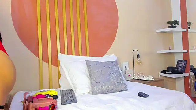 natasha jurado online show from 09/10/25, 12:31