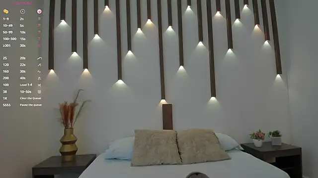 megan cooper28 online show from 11/10/25, 07:19