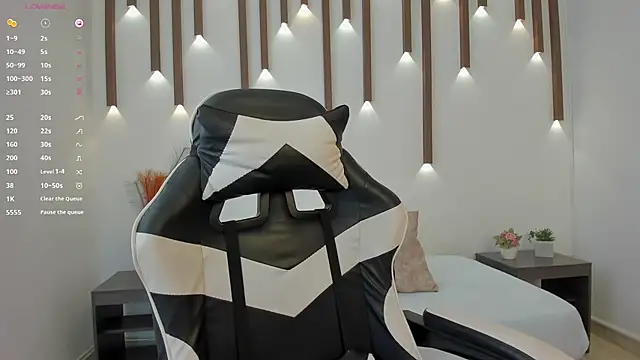 megan cooper28 online show from 11/05/25, 07:17