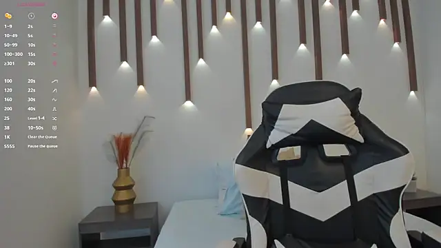 megan cooper28 online show from 11/01/25, 07:30