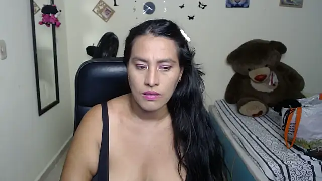 Snapshot of Debora_1_2_3 chatting on 03/20/25, 01:46 Debora 1 2 3 online show from 03/20/25, 01:46