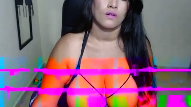 Snapshot of Debora_1_2_3 chatting on 10/19/25, 04:48 Debora 1 2 3 online show from 10/19/25, 04:48