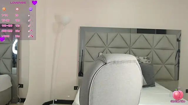 genesis moretz online show from 04/23/26, 07:15