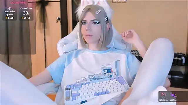 FemAlexa  online show from 02/17/26, 05:43