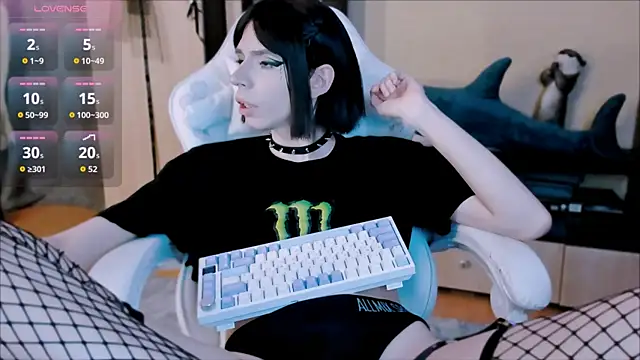 FemAlexa  online show from 04/09/26, 07:09