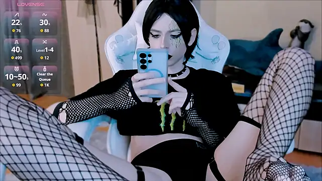 FemAlexa  online show from 04/10/26, 05:20