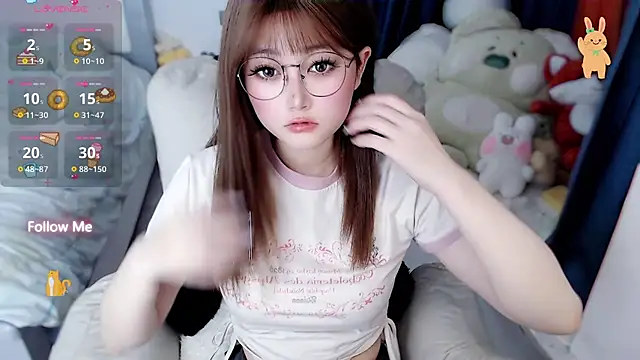 Snapshot of Sweet-18wanwan chatting on 04/25/26, 04:15 Sweet-18wanwan online show from 04/25/26, 04:15