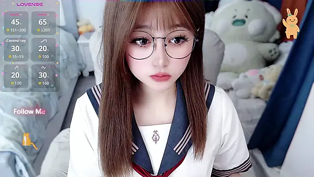 Snapshot of Sweet-18wanwan chatting on 04/22/26, 04:03 Sweet-18wanwan online show from 04/22/26, 04:03