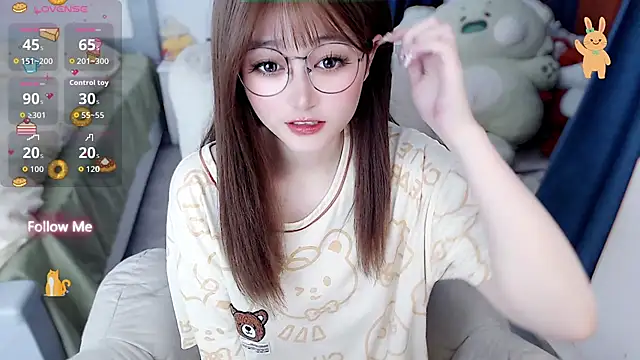 Snapshot of Sweet-18wanwan chatting on 05/06/26, 05:28 Sweet-18wanwan online show from 05/06/26, 05:28