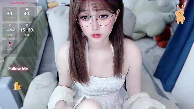 Snapshot of Sweet-18wanwan chatting on 05/03/26, 04:39 Sweet-18wanwan online show from 05/03/26, 04:39