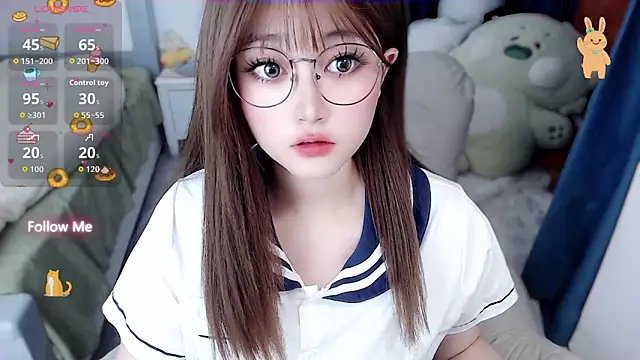 Snapshot of Sweet-18wanwan chatting on 05/02/26, 01:44 Sweet-18wanwan online show from 05/02/26, 01:44