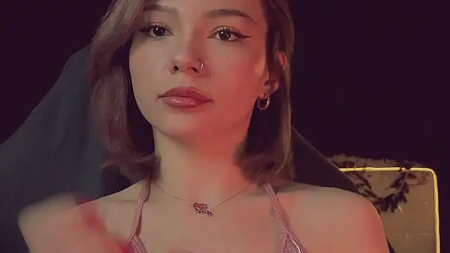 Snapshot of SandraBoyl chatting on 12/04/25, 08:57 SandraBoyl online show from 12/04/25, 08:57