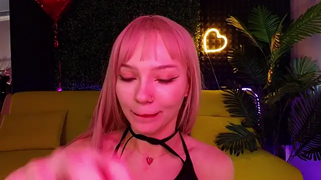 Snapshot of SandraBoyl chatting on 03/02/25, 11:19 SandraBoyl online show from 03/02/25, 11:19