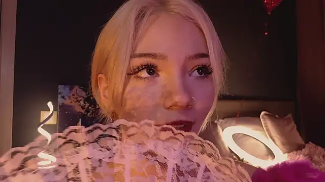 Snapshot of SandraBoyl chatting on 03/15/25, 04:24 SandraBoyl online show from 03/15/25, 04:24