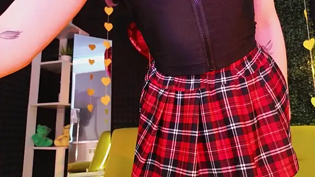 Snapshot of SandraBoyl chatting on 02/19/25, 07:50 SandraBoyl online show from 02/19/25, 07:50