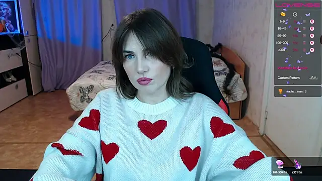 Daniela Cooperr online show from 11/30/25, 05:36