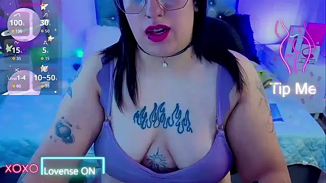 Snapshot of NatalieHarris chatting on 05/12/26, 06:03 NatalieHarris online show from 05/12/26, 06:03