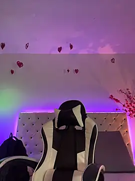 Elektra Queen online show from 04/04/26, 01:17