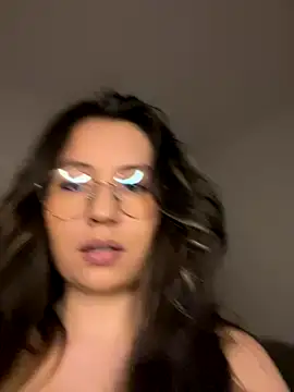 marie2  online show from 10/16/25, 10:51