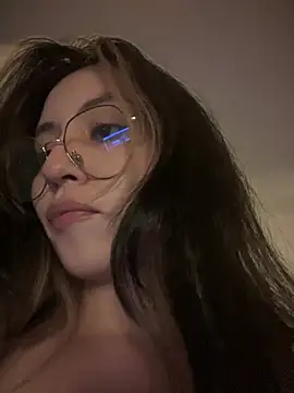 marie2  online show from 01/29/25, 12:33