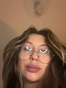 marie2  online show from 03/17/25, 02:41
