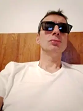 Anastasio33 online show from 10/31/25, 07:43