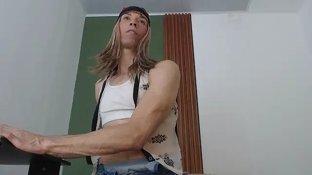 jean sneider online show from 12/04/25, 01:48