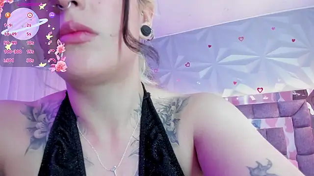 Snapshot of Candy_morgan412 chatting on 01/08/26, 12:33 Candy morgan412 online show from 01/08/26, 12:33