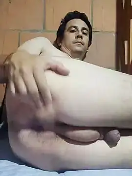 Snapshot of Rejy1992 chatting on 01/22/25, 05:59 Rejy1992 online show from 01/22/25, 05:59