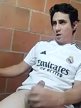 Snapshot of Rejy1992 chatting on 01/26/25, 07:31 Rejy1992 online show from 01/26/25, 07:31