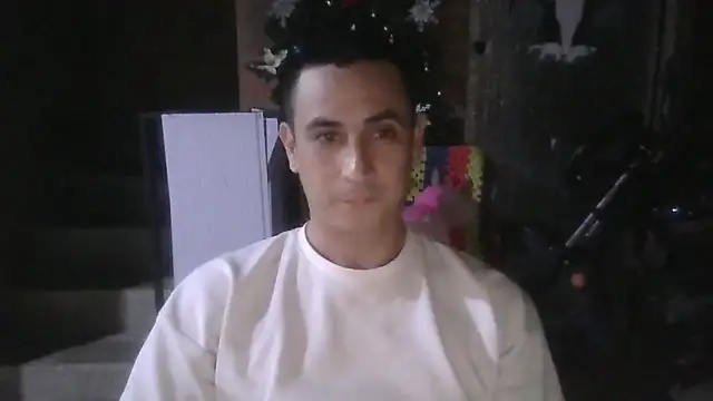 Rejy1992 online show from 12/22/25, 03:50